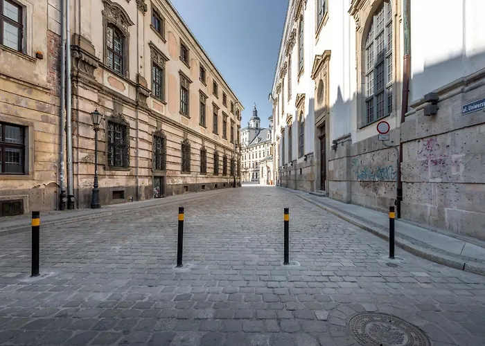 Quiet Old Town By Square *